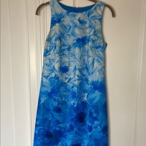Women’s sheath dress Eliza J. Pretty blue ombré print. 35” from neckline